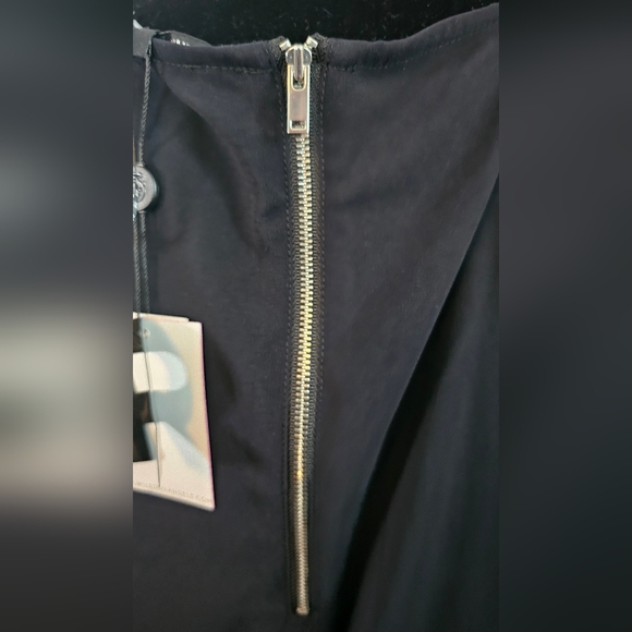 Black asymmetrical Rebel Wilson X Angels top 18W - Picture 5 of 7